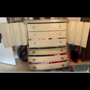 Bunk bed with mattress/ 2 dressers